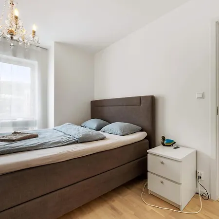 Roomsly - Flat With Private Balcony Apartman Bergen