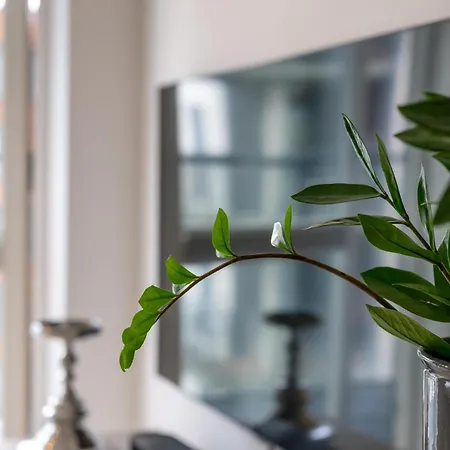 Διαμέρισμα Roomsly - Flat With Private Balcony *