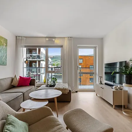 公寓 Roomsly - Flat With Private Balcony