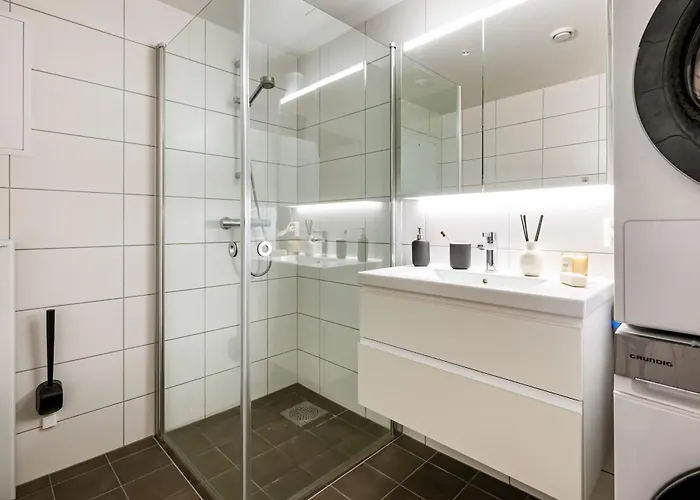 Roomsly - Flat With Private Balcony Apartamento